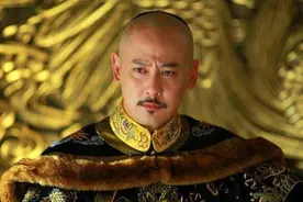 为配享太庙，张廷玉与乾隆几次交锋都落败，是真老了还是演双簧？图片