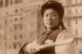 历时71年，警用装备大变样图片