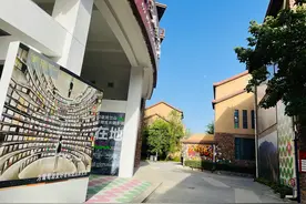 贺兰山在等你，漫葡小镇在等你（杨燕）图片