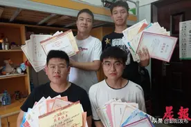 集体保研或考研到名校 江西高校“学霸寝室”养成记图片