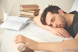 成年人的疲惫，是什么样的？图片