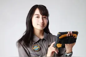 泽塔奥特曼女二号形象解禁 承担怪兽分析工作的天才科学家图片