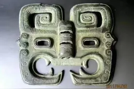 狰狞怪诞铜面具图片