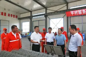 省交通运输厅党组书记、厅长刘建勋到酒泉公路事业发展中心调研慰问图片