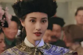 李嘉欣：曾是金牌小三，38岁嫁入豪门，因和儿子太亲近备受争议图片