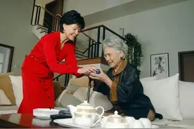 55岁老人哭诉：祖孙仨去祝寿被搜身，亲妹妹把我当贼图片