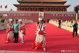 思窝安塞腰鼓三哥哥：非物质文化遗产传播者，走到哪腰鼓打到哪图片