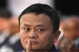 身价高达2732亿的马云，每天要缴纳多少税？说出来你可能不信图片