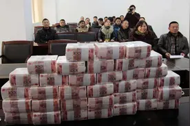 2块中500万的美梦破了？3亿彩民逐渐清醒，彩票行业深陷信任危机图片