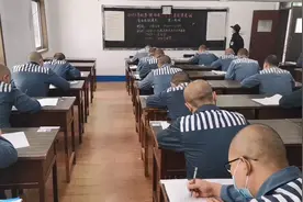 刑期当学期，高墙内的大学梦——陕西省渭南监狱圆满完成2021年下半年罪犯高等教育自学考试工作图片