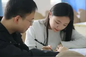 神仙爱情！成都学霸情侣，同年考入同所大学，如今又保研同所985图片
