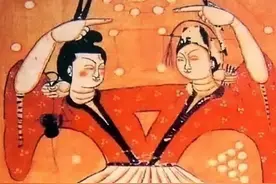 伏羲和女娲的纠缠图中，有一个“曲”字，透着“玄学”的远古信息图片