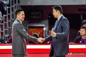 王治郅有了新身份！加入中国男篮是众望所归，妻子是知名主持人图片
