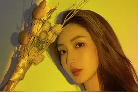 君子不立于危墙之下——都美竹根本不需要同情，一切都是咎由自取图片