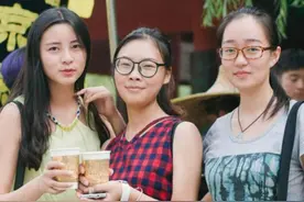 大一新生入学后，会揭开很多家庭的无奈和自卑？如何走出是关键图片