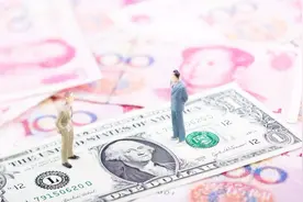 500万存银行，光靠利息收入，一年能有多少钱？视频封面