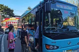 公交661线路有调整 车辆由迷巴升级为中级车图片