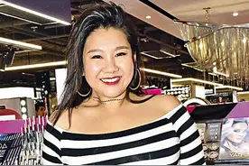 郑欣宜胖成180斤又怎样？露肩装配开叉裙，只要敢穿照样很时尚图片