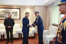 感党恩 促改革，学英模 见行动——浙江总队掀起贯彻落实英模表彰大会精神热潮图片