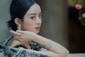 赵丽颖为夺抚养权，带2岁儿子进组拍戏：她永远是个沉默的狠人图片