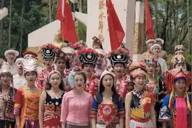 超好听！云南各族群众用民族语言演绎《唱支山歌给党听》图片