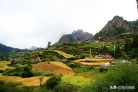 甘南秘境“扎尕那”，一个世外桃源的村庄图片