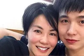 王菲与小鲜肉合照曝光，头颅紧挨娇羞互搂，男友却许久未见同框？图片
