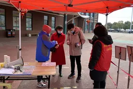 开心休博园：迎来旅游高峰 游乐、防疫两手抓图片
