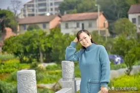 从豆蔻年华到两鬓斑白，流逝不去的真情，是从两情相悦到地老天荒图片