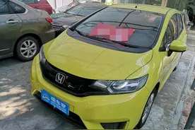 新车才7万，开了六年的二手车还卖5万？别问，问就是神车飞度图片