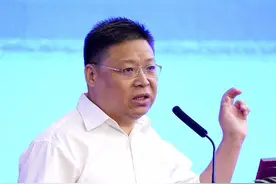 「消费时评」消费日报社社长总编辑李振中：相信北京图片