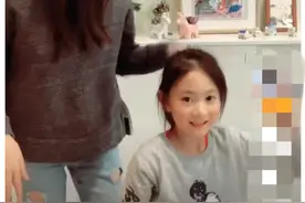奥运冠军李小鹏晒母女跳舞视频，8岁奥莉身高惊人，越来越好看图片
