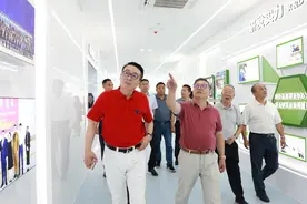 江苏省日化协会考察团莅临绿叶滨海净呼吸产业园考察交流图片