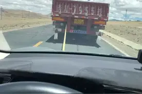 特斯拉在西藏“边拖车，边充电”？！国产电动车也行吗？图片