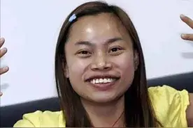 宁死不回国的凤姐，感慨美国梦不好做，诋毁龙头国企妄想复出图片