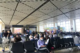 哈尔滨去山西大同，在飞机上被教育了，这个机场大巴有点暖图片