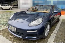 报价61万的保时捷帕拉梅拉，开起来方向跑偏，客户：这车不能买图片