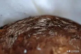 庞贝古城发现有史以来保存最完好的人类遗骸，头发清晰可见图片