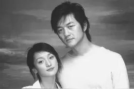如果岁月可回头:旧爱的恩爱合影，哪张不是打在心口的巴掌?图片