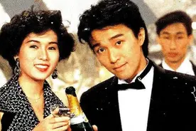 罗慧娟求婚：你娶我吧！周星驰：你神经病啊？谁想一别就是终生图片