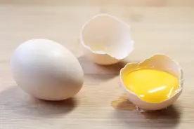 骨质疏松患者可以吃鸡蛋吗？预防要少吃这3种食物图片