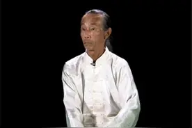 他是缩骨功唯一传人，功力达登峰造极之境，3台摄像机下不露破绽图片