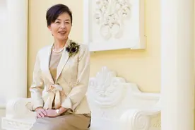 微型小说：楼下的女人图片
