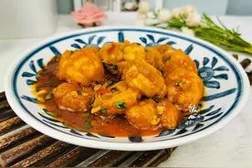 《中餐厅》林大厨教你做菜，这道鱼香虾球简单家常，营养又下饭图片