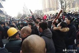 山东济南融创文旅城物业更换引争议 街道办：过程符合法律要求图片