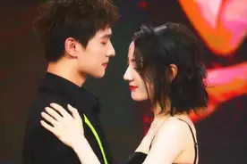 现在炒真人Cp是不是炒过度了？杨洋自己都在说：好尴尬啊图片