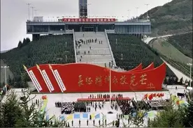 登六盘山（外五首）图片