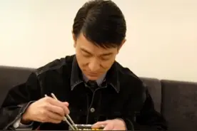 59岁刘德华晚餐曝光，全都是素菜吃得好朴素，已坚持7年不吃肉图片