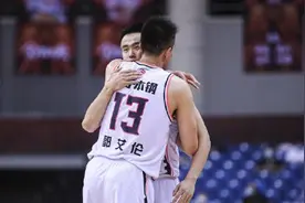 辽篮双子星真兄弟？赵继伟评郭艾伦送猛夸：他不用证明自己图片