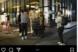 没文化真可怕！周琦社交媒体发动态，不懂英文误写自己同性恋图片